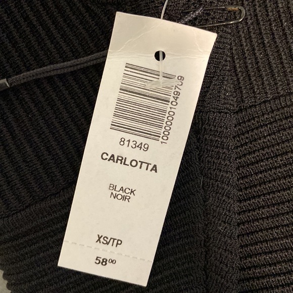 Aritzia Babaton Carlotta top in size XS - Picture 4 of 4